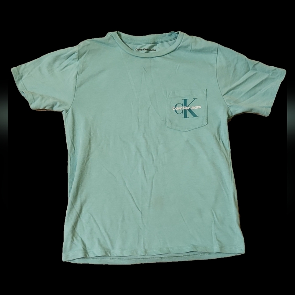 Calvin Klein jeans teal blue t shirt size 6T with front pocket logo accent